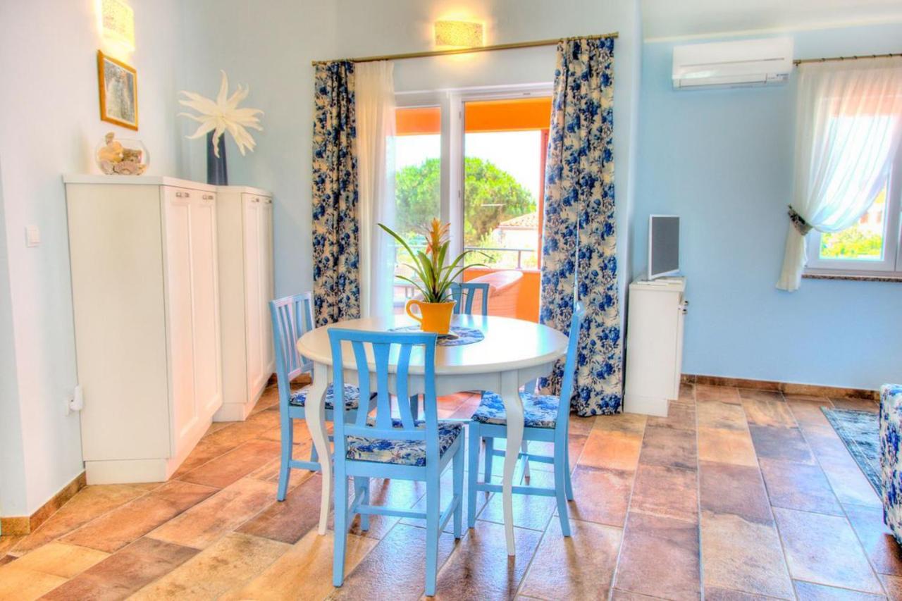Apartment Petra near beach Veruda Esterno foto